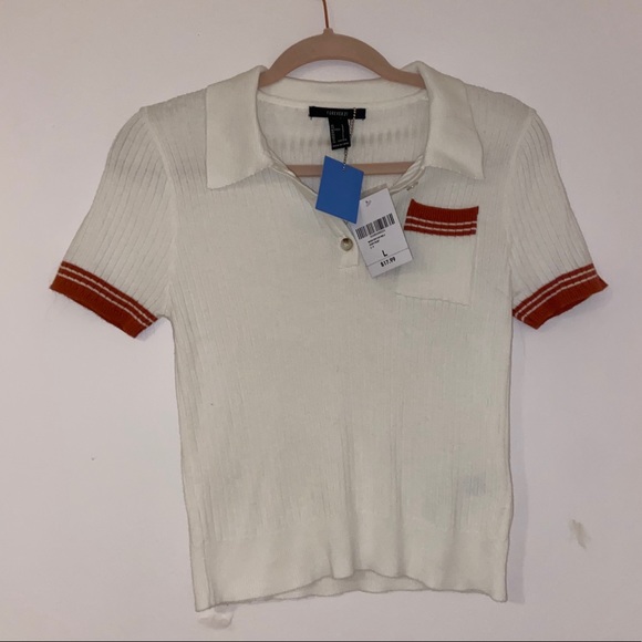 Collared Cropped Tee - Picture 2 of 5